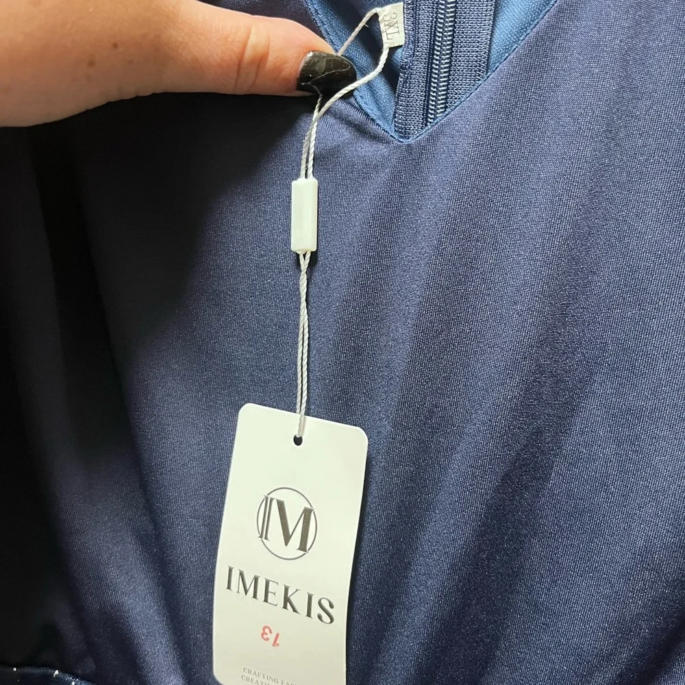 Imekis - Blue V-Neck Bishop Sleeve Cocktail Dress - Picture 3 of 3